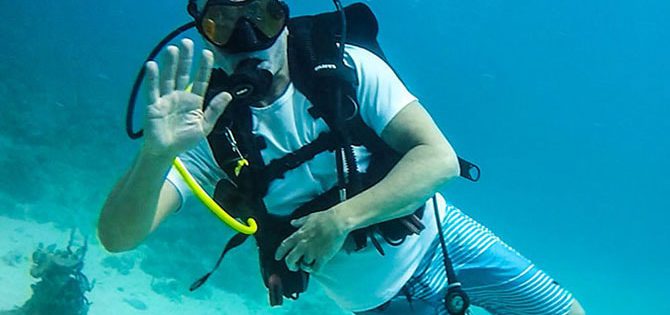 Diving with Atmospheres Liquid Lifestyles
